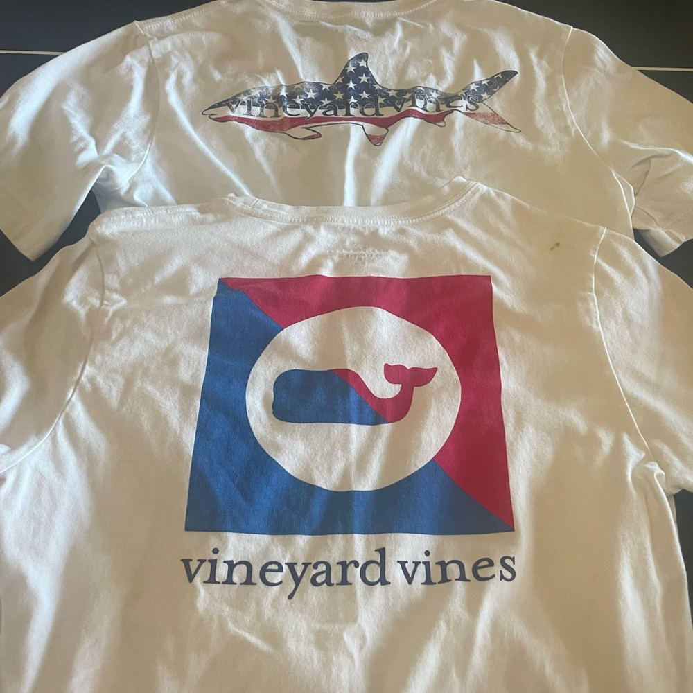 Vineyard vines tees